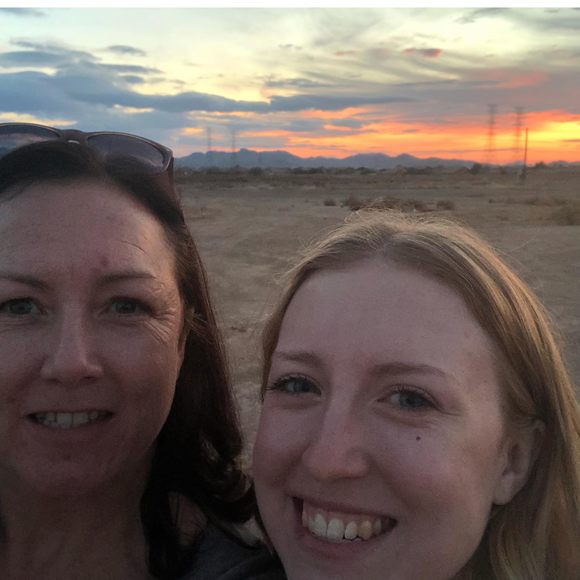 Meet your Posher, Julie - Picture 1 of 1